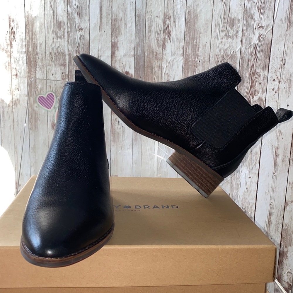 LUCKY BRAND Booties Black Cow Napoli